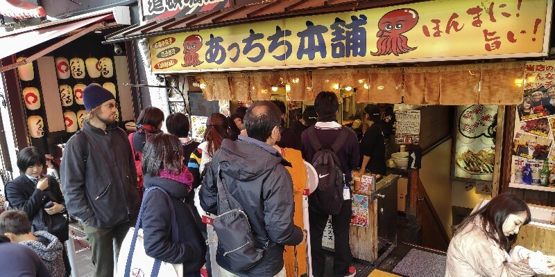 takoyaki-octopus-ball-street-stall