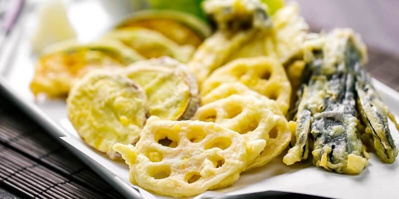 deep-frying-vegetable-tempura