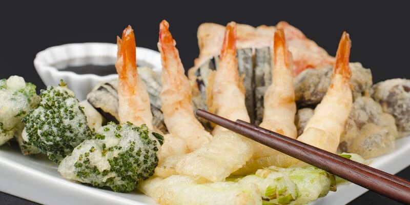 mixed-tempura-with-shrimp-prawns-and-squid