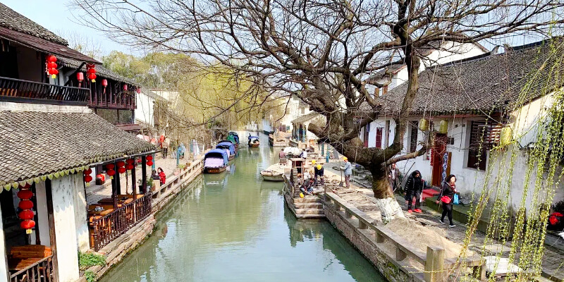 Luzhi Water Town